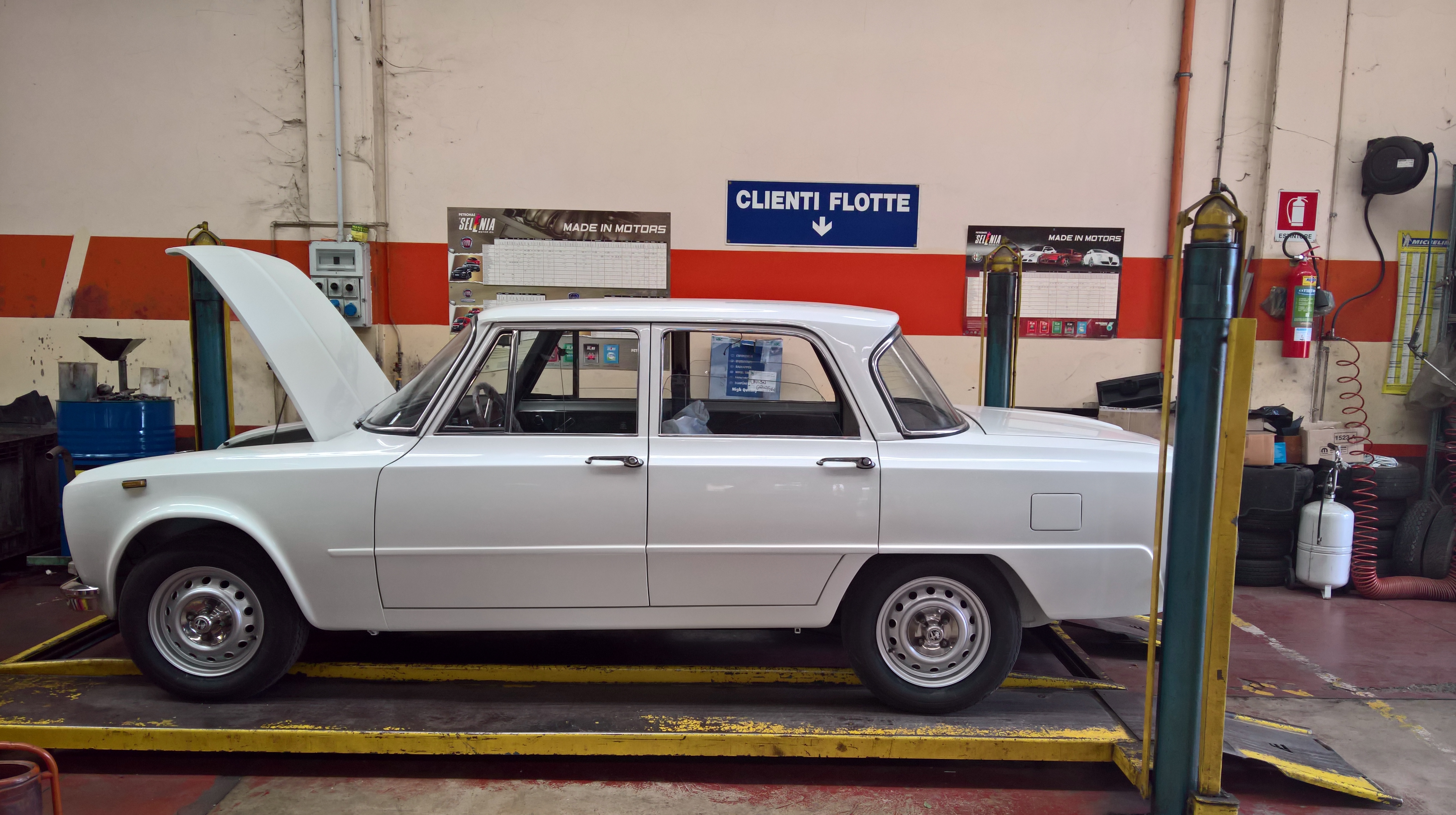 WP 20170615 07 49 22 Rich